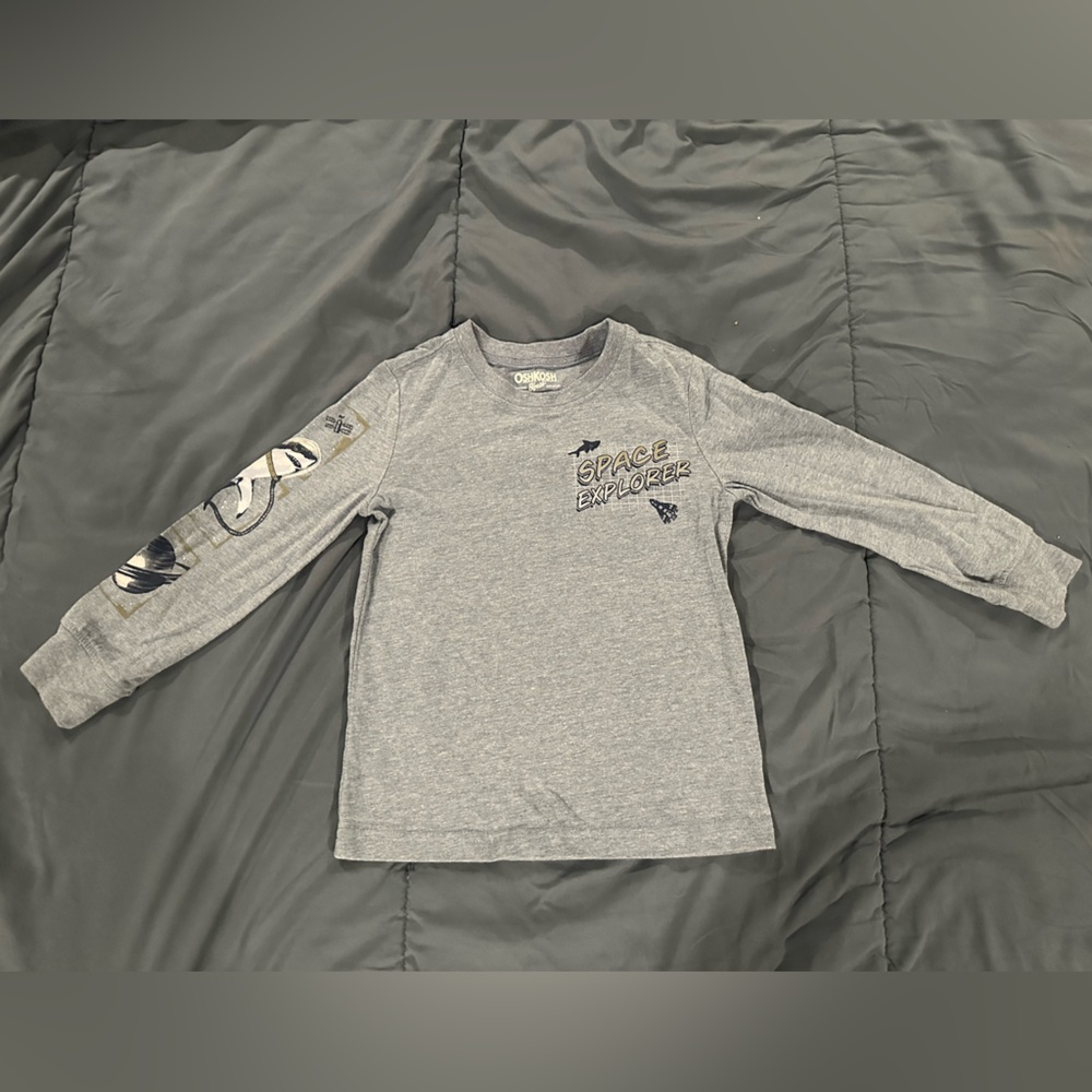 Oshkosh 4T boys blue long sleeve t shirt